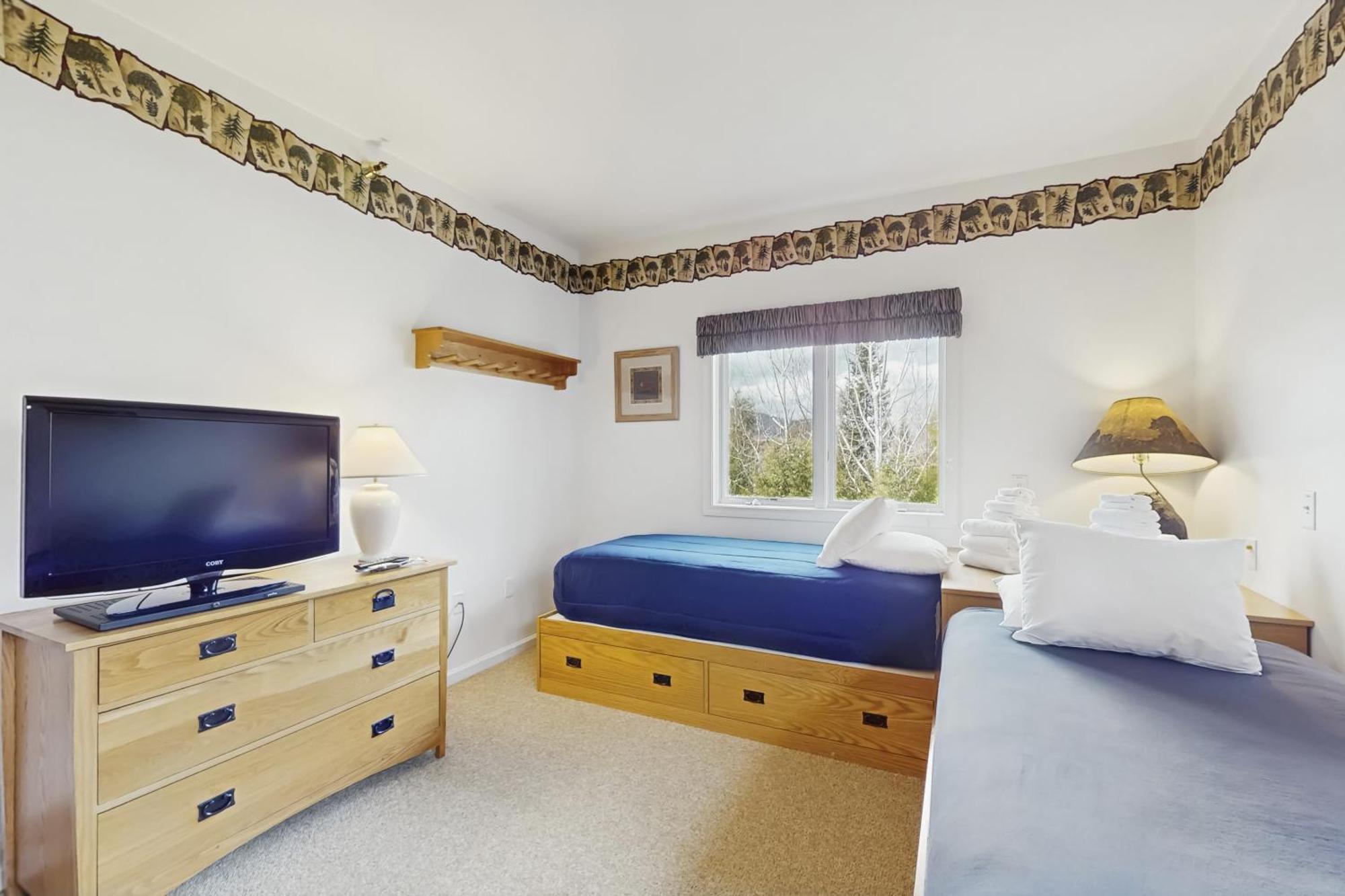 Kestrels Villa Jeffersonville Room photo