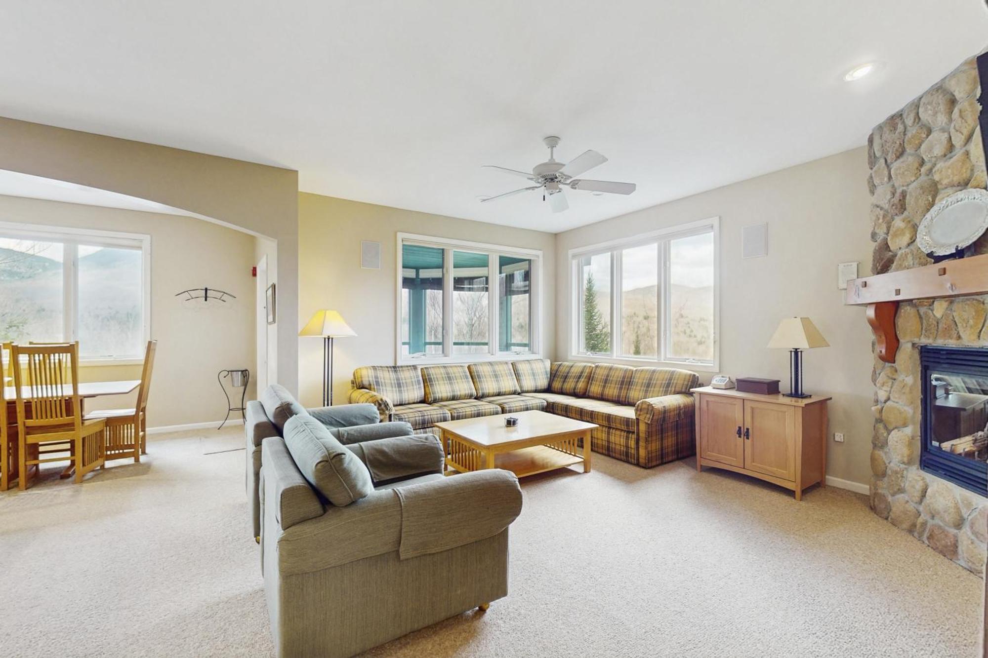 Kestrels Villa Jeffersonville Room photo